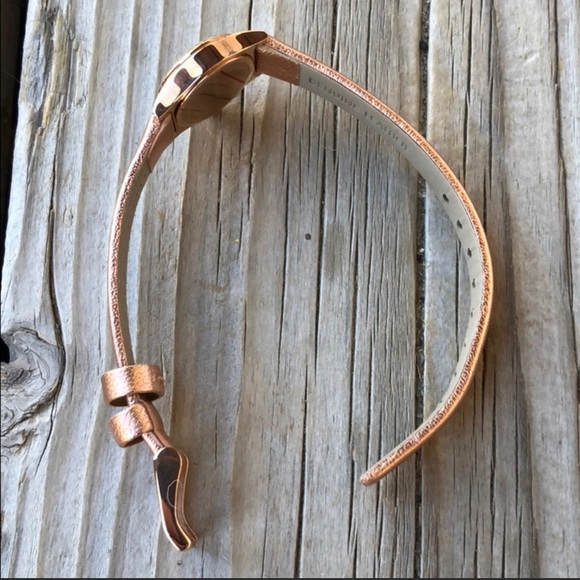 Marc Jacobs Watch - Picture 3 of 11